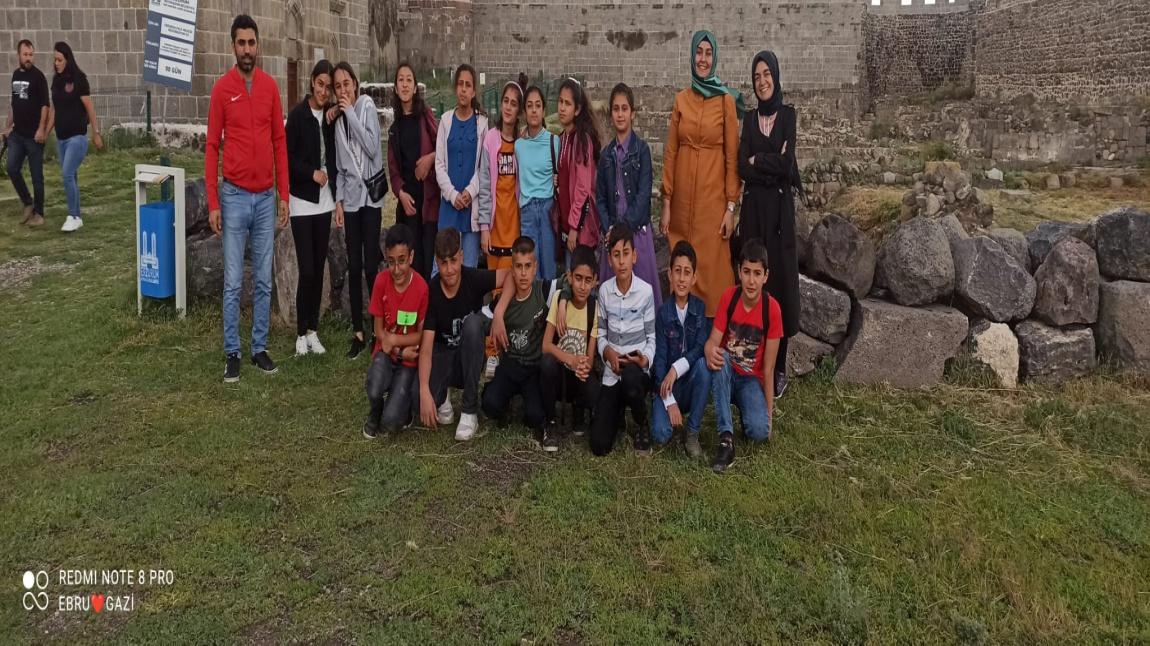Sayın Kaymakamımız ve Ilçe Milli Eğitim Müdürümüzün Katkılarıyla Yaptığımız Erzurum Gezimiz