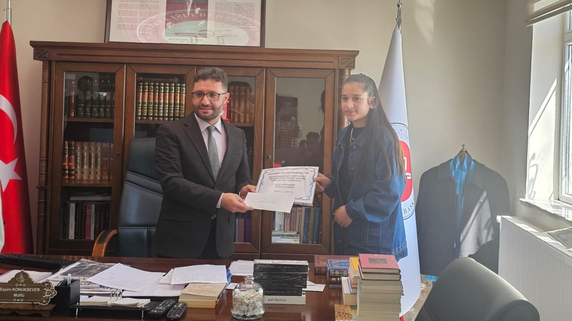 İLÇE BİRİNCİSİ ÖĞRENCİMİZ